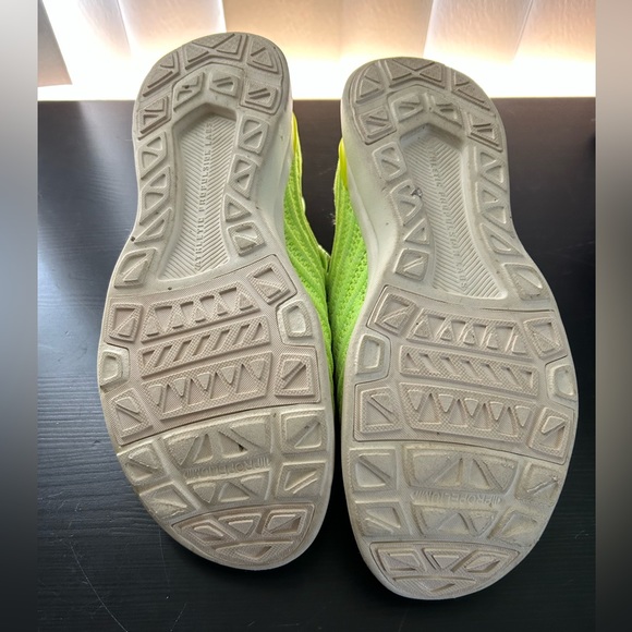 APL Techloom Wave in Energy green! - Picture 2 of 3